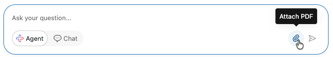 Ein Genie Space zeigt angefügte Dateien über dem Texteingabefeld in einem Chatfenster an.