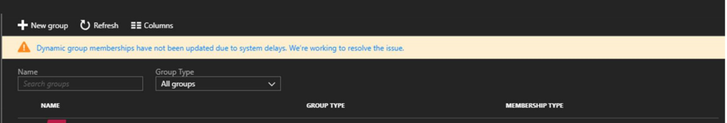 Screenshot einer Warnung, die besagt, dass dynamische Gruppenmitgliedschaften aufgrund von Systemverzögerungen nicht aktualisiert wurden.