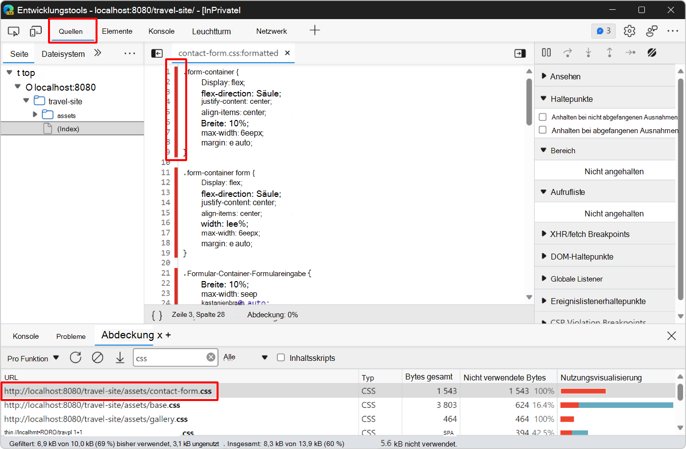 Die contact-form.css-Datei im Quellentool mit roten Balken neben den nicht verwendeten Zeilen