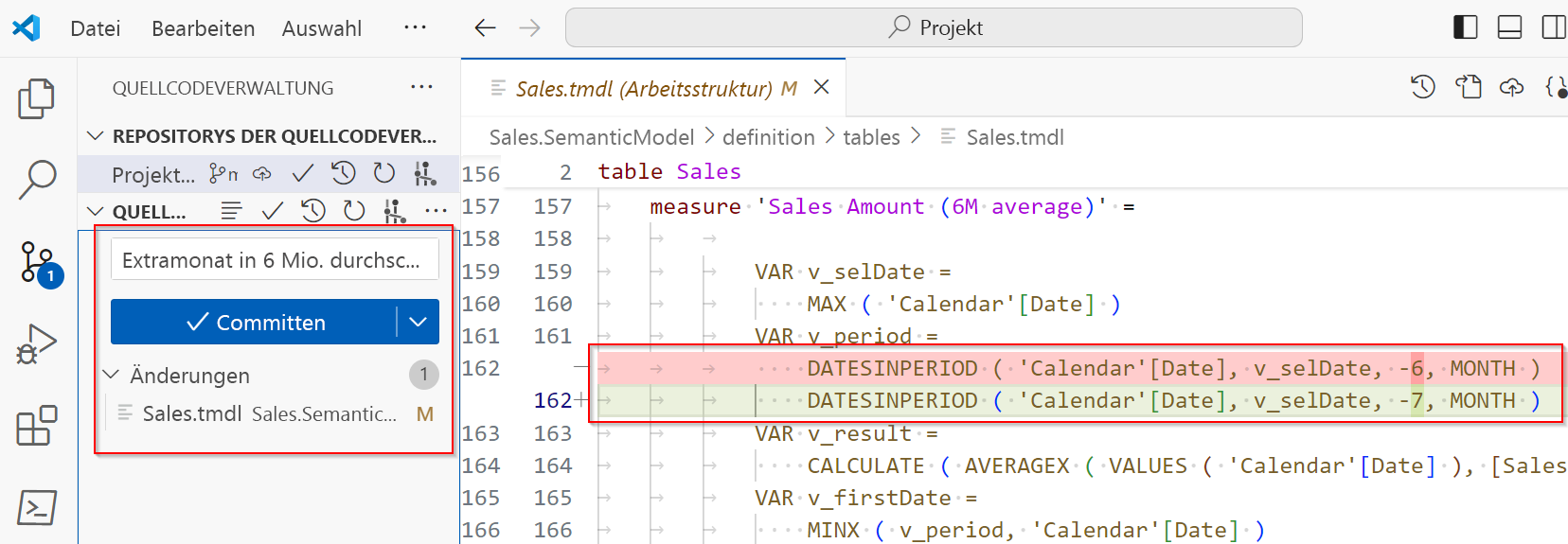 Screenshot einer TMDL-Datei mit Differenzen, die in der Measure-Formel identifiziert wurden.