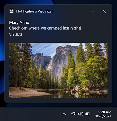 Screenshot einer Toast-Benachrichtigung mit dem Attributionstext 