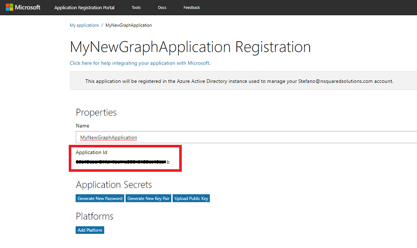 Screenshot, der zeigt, wo die Anwendungs-ID angezeigt wird.