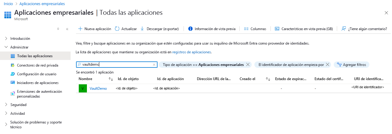 Recorte de pantalla que muestra las selecciones para obtener el identificador de aplicación de la identidad de servicio administrada de un almacén de Backup.