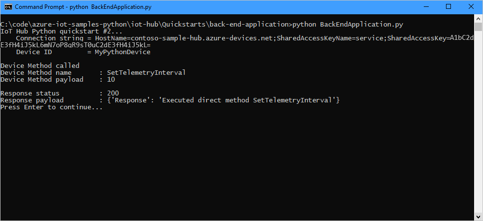 Captura de pantalla de una ventana de terminal que muestra el resultado de la llamada de método directo desde la aplicación de servicio.