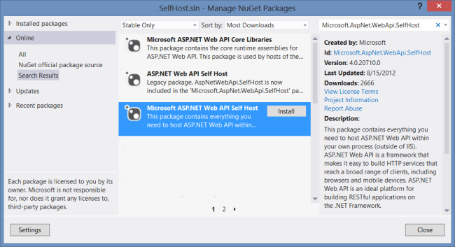 Captura de pantalla del cuadro de diálogo Administrar paquetes NuGet que muestra Microsoft ASP.NET Web API Self Host, el cual está resaltado en azul.