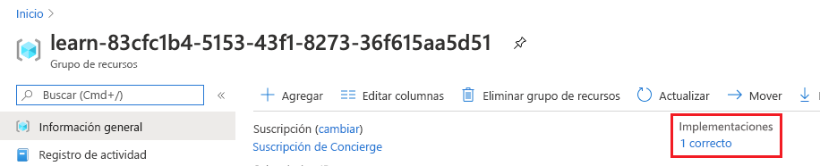 Interfaz de Azure Portal para la vista general del grupo de recursos con la sección de implementaciones que muestra que una se ha realizado correctamente.