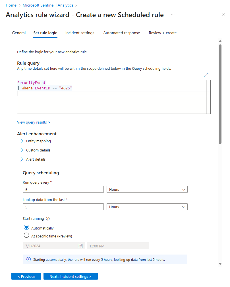 Capture d’écran de la première moitié de l’onglet Définir la logique de règle dans l’Assistant Règle d’analyse dans le Portail Azure.
