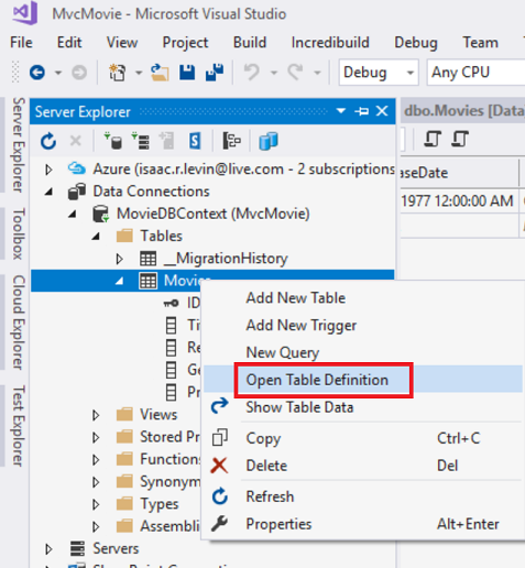 Capture d’écran montrant la fenêtre Explorateur de serveurs. Le menu Films avec le bouton droit est ouvert. La définition de table ouverte est sélectionnée et entourée d’un cercle en rouge.