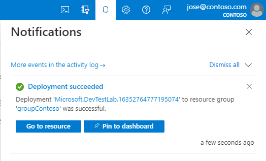 Capture d’écran de la notification de déploiement DevTest Labs.