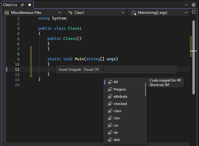 Capture d’écran d’une fenêtre contextuelle IntelliSense pour une liste d’extraits de code C#.
