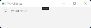 La fenêtre vide de l'application Notes WinUI avec la barre de titre système et la barre de titre personnalisée visibles.