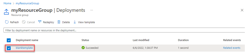Screenshot del portale di Azure che mostra la cronologia di distribuzione con la distribuzione blanktemplate selezionata.