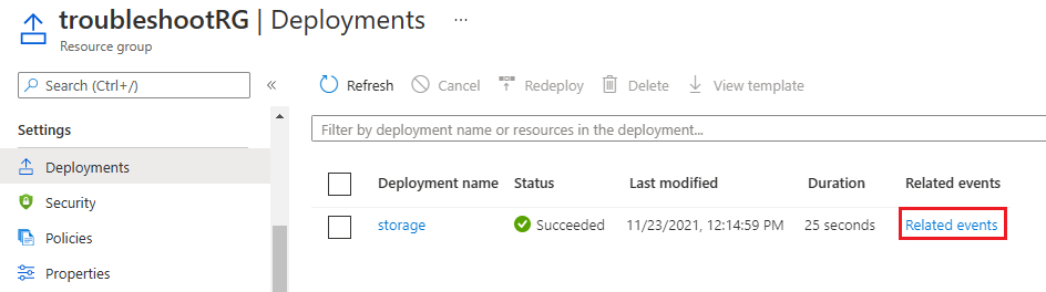 Screenshot del portale di Azure che mostra un nome di distribuzione con il collegamento Eventi correlati evidenziato nella cronologia di distribuzione.