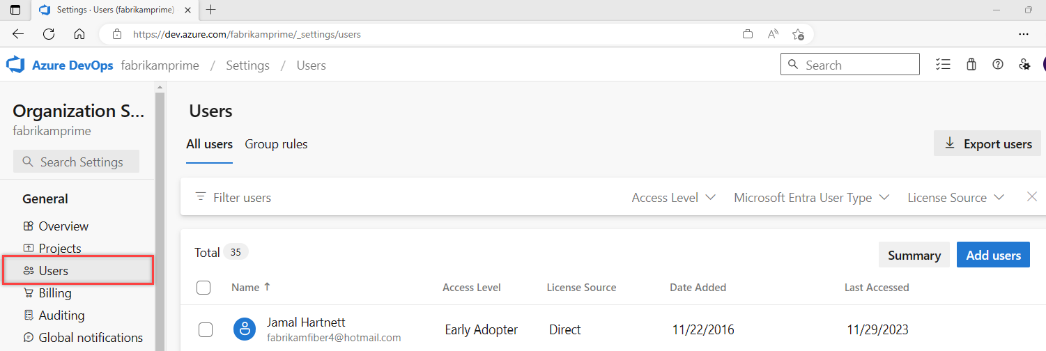 Screenshot che mostra il pulsante Utenti evidenziato nelle impostazioni dell'organizzazione.