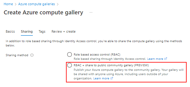 Screenshot che mostra l'opzione per entrambe le condivisioni usando il controllo degli accessi in base al ruolo e la condivisione in una raccolta di community pubblica.
