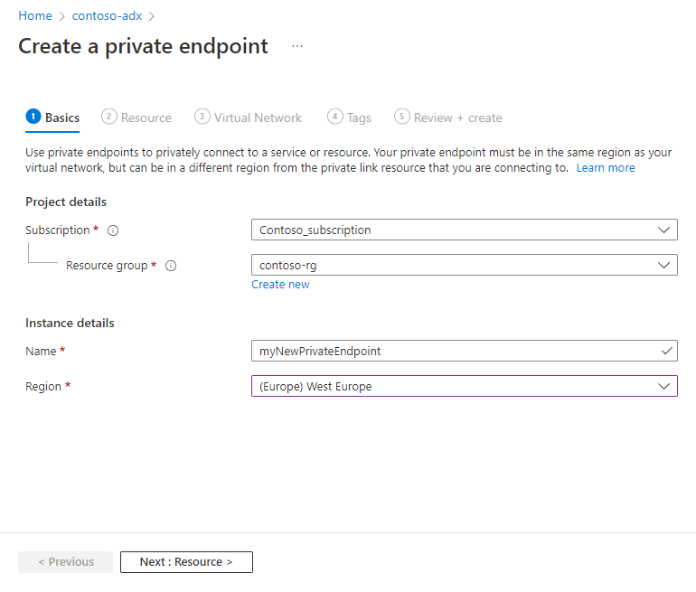 Screenshot della pagina Crea endpoint privato che mostra le informazioni di base.