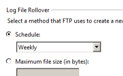Screenshot della sezione Rollover file di log che mostra le opzioni Pianificazione e Dimensioni massime dei file.