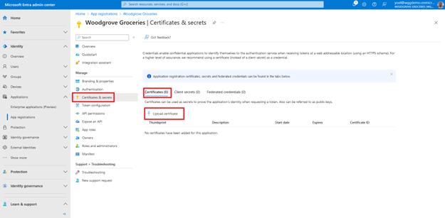 Screenshot che mostra il pannello Certificati e segreti in Registrazioni app in cui sono presenti zero certificati ed è evidenziato un pulsante denominato Carica certificato.