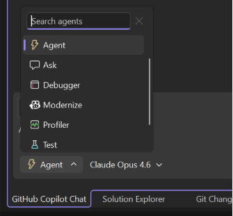 Screenshot che mostra il selettore agenti con agenti personalizzati in Visual Studio.