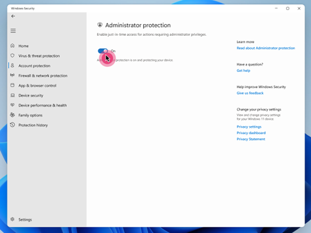Screenshot dell'app Sicurezza di Windows che mostra come abilitare la protezione dell'amministratore.
