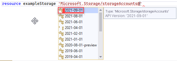 リソースの種類に対して API バージョンを選択するスクリーンショット。