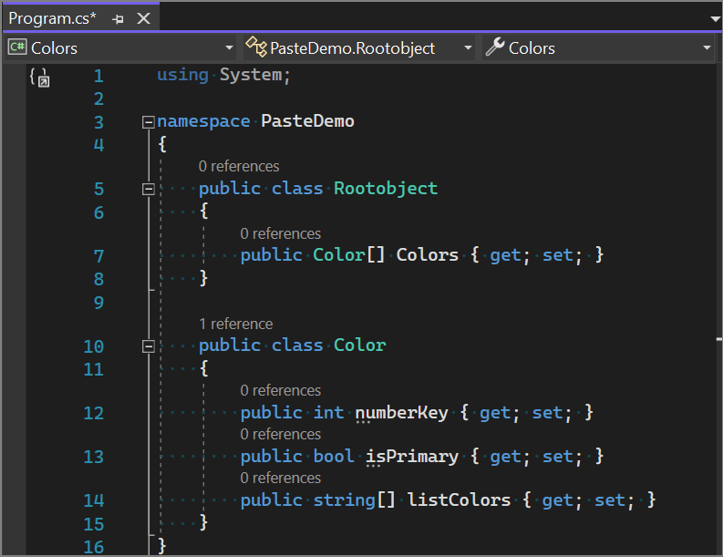 Visual Studio の [形式を選択して貼り付け] 機能を使用してクラスに変換された JSON サンプル テキストのスクリーンショット。