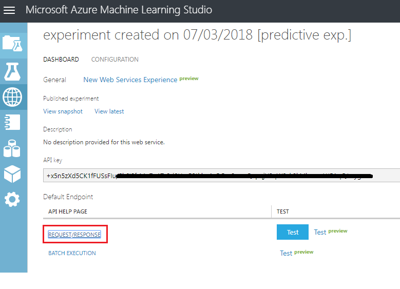 [Microsoft Azure Machine Learning Studio] ウィンドウのスクリーンショット。A P I キーと強調表示されている [要求スラッシュ応答] リンクが示されています。