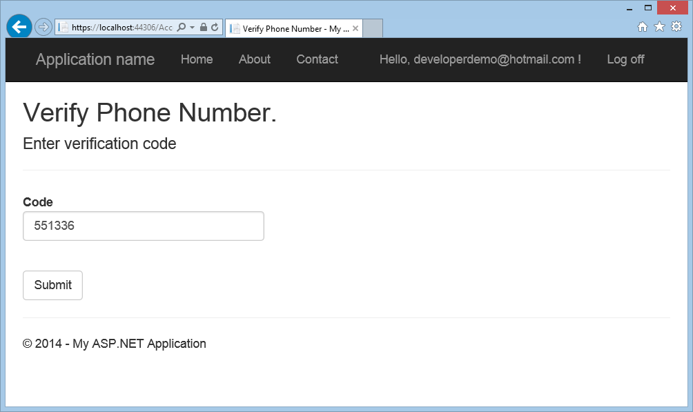Schermopname van het browservenster Telefoonnummer verifiëren met het veld Code met de ingevoerde verificatiecode en de knop Verzenden.