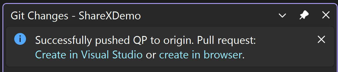 Schermopname van het venster Git-wijzigingen met de infobalk 'QP succesvol naar origin gepusht. Pull-verzoek: Aanmaken in Visual Studio of in de browser.' in Visual Studio 2022.