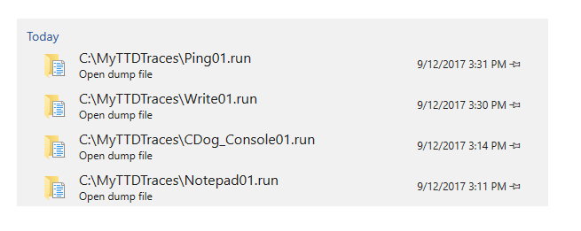 Schermopname van de lijst met geopende bestanden met vijf recent gebruikte .run trace-bestanden.