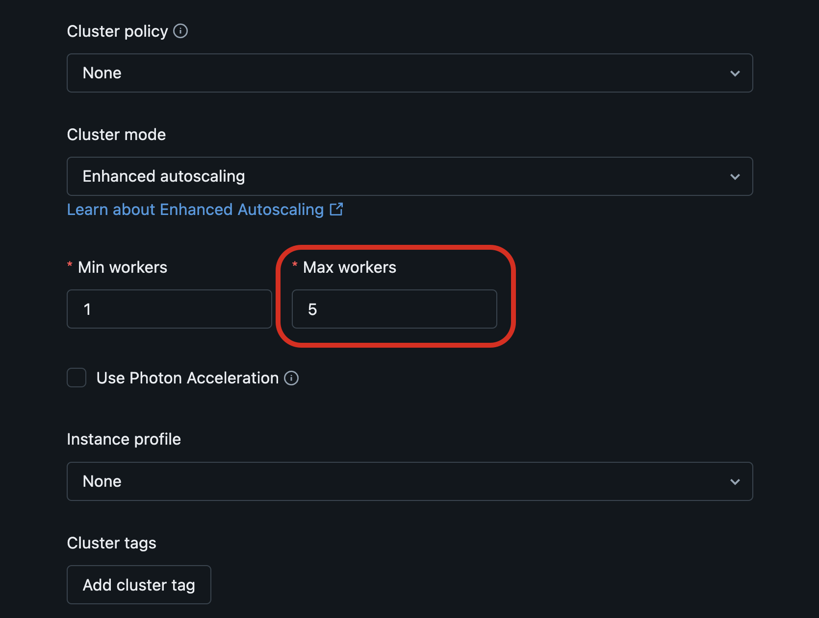 O painel Computação na interface do usuário do Pipelines, em que você pode definir o máximo de trabalhadores para dimensionamento automático
