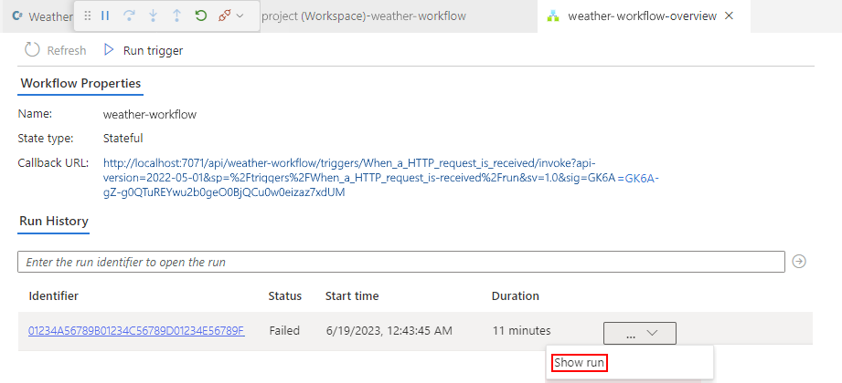 Captura de tela mostra o Visual Studio Code e a execução de fluxo de trabalho concluída.