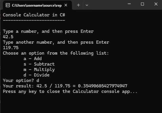 Captura de tela de uma janela console mostrando o aplicativo Calculadora que agora aceita números decimais e retorna um resultado decimal mais longo.
