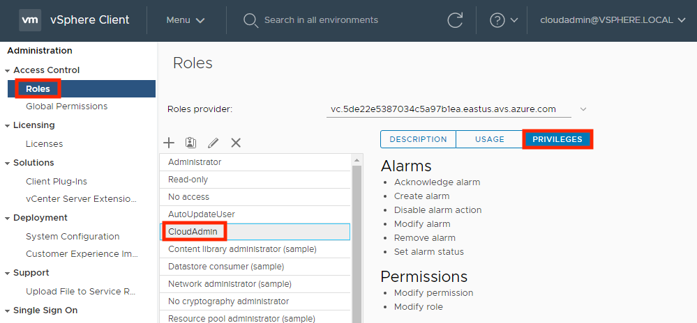 A captura de ecrã mostra os papéis e privilégios do administrador Cloud no cliente vSphere.