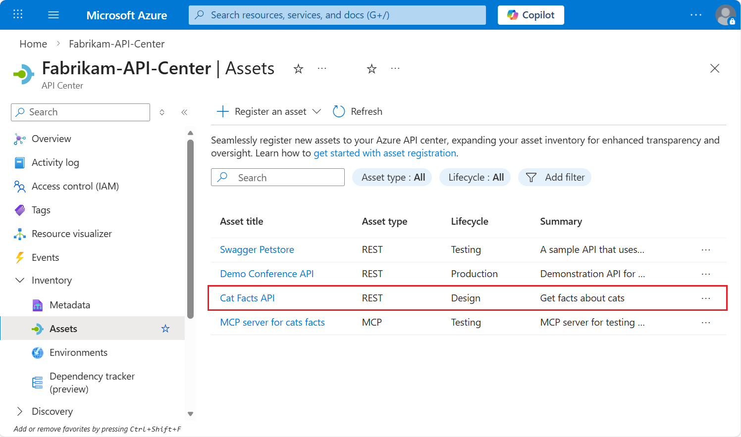 Captura de ecrã de uma nova API registada no API Center após a execução do fluxo de trabalho.