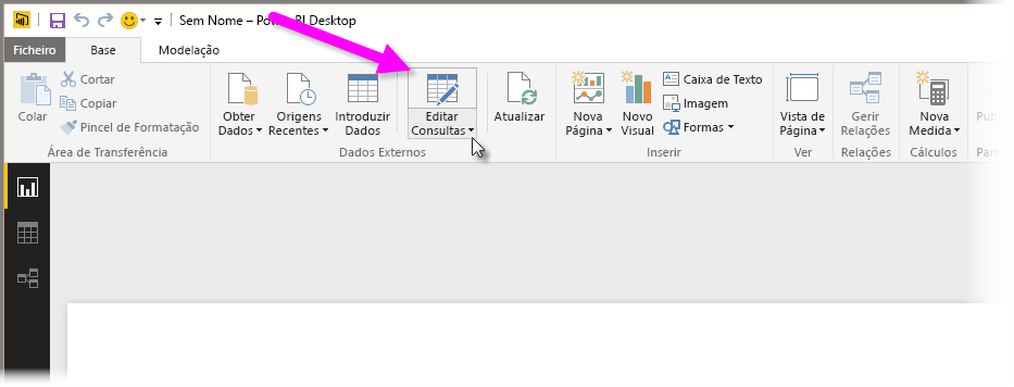 Captura de ecrã do Power Query Editor no Power BI Desktop, mostrando a seleção de dados Transform.
