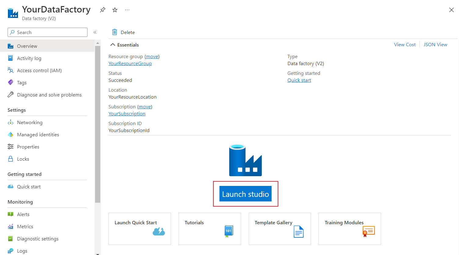 Screenshot i Azure-portalen med information om den nyligen skapade datafabriken med knappen för att öppna Azure Data Factory Studio markerad.