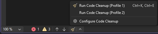 Screenshot som visar ikonen för kodrensning och menyn i Visual Studio.